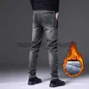 Heren Jeans Warme Jeans Heren 2021 Winter Jeans Fleece Slim Straight Grijs Stretch Plus Fluwelen Dikker Denim Broek Normale Mannelijke Broek J231011