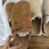 Talltor 2022 Sommarkvinnor Stängt tå Cork Sandaler Ko Suede Leather Clogs Slippers For Women Retro Fashion Garden Mule Clog Slides X1011