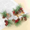 Decoratieve Bloemen 20 Stuks Kunstmatige Dennenappel Picks Kerst Hulst Bessen Stengels Tak Ornamenten Voor DIY Ambachten Festival Mini Decoraties