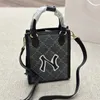 Woman Mini Tote Bag M 23 Designer Handbags Luxury Shoulder Bag Fashion Lady Brand Cross Body Bag 2 Colors Purses Popular Crossbody Bag