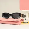 Solglasögon mode MIU Designer Cat Eye Frame Women's Anti-Radiation UV400 Men's Retro Glasses