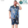 Pigiama da uomo oversize 3XL 5XL 7XL Seta da uomo Pigiama di grandi dimensioni Manica corta Abbigliamento da casa Pigiama Set Pigiama da notte in raso Pantaloni pigiama SuitL231011