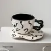 Tazze Piattini Tazza da caffè e piatto in ceramica creativa Regalo di alta bellezza Tazza disegnata a mano Colazione Tè pomeridiano Dim Sum