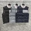 Piumino da uomo Parka da uomo Boutique Giubbotto Piumino di marca di moda Gilet in nylon opaco Contrasto 4 barre a righe Spessa Gilet termico TB all'ingrosso J231010