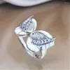 Anelli a grappolo Elegante colore argento intagliato in stile farfalla Moda squisita intarsiata zircone viola Matrimonio di fidanzamento per le donne