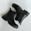 23 new women's short boots, round toe thick soled Martin boots, casual and lightweight, suitable for daily commuting, hiking, and outing.