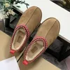 Tasman Slippers Tazz mosterdzaad Kastanjebont Slippers Schapenvacht Klassiek Ultra Mini Platformlaars Winter Dames Heren Instappers Suède Bovenwerk Wol Herfst 35-44