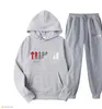 Chándales para hombre Chándal para hombre Nake Tech Trapstar Track Suits Sudadera con capucha Europa American Basketball Football Rugby Twopiece con mujer Long Trapstar Flee AIE7