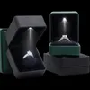 Scatole per gioielli Scatola LED per anello Collana Fidanzamento Espositore Confezione regalo Vetrina per imballaggio con custodie leggere all'ingrosso 231011