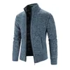 Vestes pour hommes 2023 Hommes en peluche et épaissie col montant veste demi-haut col tricoté cardigan pull automne/hiver couleur unie manteau épais