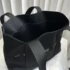 Saf Siyah Tote Çanta Naylon Omuz Alışveriş Torbaları Çift saplı şerit doku patent Deri Mektup Baskı Büyük Kapasite Çantası boş zaman çantası