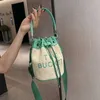 Monederos 90% de descuento 2023 Super Fire Bucket Bag Cross Body Candy Letter Bucket Bag Moda Versátil Bolso de mano para mujer