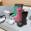 Mulheres Designer Bota Chuva Borracha Botas de Inverno Rainboots Plataforma Tornozelo Slip-On Metade Rosa Preto Verde Focalista Ao Ar Livre Luxo Croc Tamanho 35-43