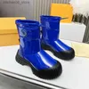 Bottes Ruby Flat Half Boot Designer Platform Boot pour femme Bottes chaudes et confortables Bottes de neige épaisses Bottines légères à semelle en caoutchouc Noir Bleu Orange Q231012