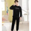 Ropa de dormir para hombres 2022 Invierno Grueso Cálido Manga larga Conjuntos de pijamas de franela para hombres Coreano suelto Coral Terciopelo Ropa de dormir Traje Pijama Homewear ClothesL231011