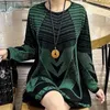 Kvinnors tröjor Casual Geometric Fashion Bright Silk Autumn Winter Long Sleeve Female Clothing Round Neck Korean Midi Stickade Jumpers