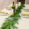 زينة عيد الميلاد 108 "9ft Garland Norfolk Pine Faux Greenery Greenery الزهور الريفي الجدول العداء