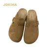 Talltor 2022 Sommarkvinnor Stängt tå Cork Sandaler Ko Suede Leather Clogs Slippers For Women Retro Fashion Garden Mule Clog Slides X1011