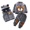 Kläder sätter hösten vinter baby pojkar kläder tjock fleece tecknad björnjacka västbyxor 3st bomullssportdräkt för flickor varma kläder 231010