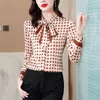 Vintage fita arco blusas brancas mulheres designer de seda cetim pista camisa plus size outono inverno jacquard botão acima camisa 2023 senhora do escritório manga longa doce chique topos