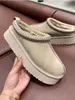 Chinelos Tasman Pele de Castanha UGGsity Pele de Carneiro Shearling Tazz New Mules Mulheres Homens Ultra Mini Bota Plataforma Slip-on Sapatos Camurça Conforto Superior Outono Inverno 8787