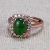 Anelli a grappolo Argento sterling 925 per donna Forma ovale Placcato in oro rosa Giada verde naturale Micro pavimentato con zirconi Apertura circostante Typ1946