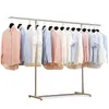 Cabides Racks 10pcs Cabides Amplos Terno Ombros Entalhados Ganchos Giratórios Cabide Racks Antiderrapantes Homens Roupas Display Hanger Organizador 231007