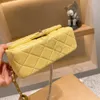 Flap Omuz Tasarımcı Çanta Lüks Elmas Kafes Crossbody Bags Tasarımcı Kadın Çanta Lady Cüzdan Klasik Cüzdanlar Altın Zincir Çantalar 20 cm Kadın Alışveriş Çantası