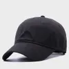 Casquette à visière en coton doux de qualité supérieure de conception de grande taille réglable pour hommes chapeau de baseball noir avec grande circonférence de la tête 54-65 cm Q190417200a