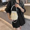 Monederos 90% de descuento 2023 Super Fire Bucket Bag Cross Body Candy Letter Bucket Bag Moda Versátil Bolso de mano para mujer