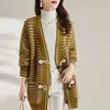 Misturas de lã feminina 2023 primavera e outono edição coreana cardigan versátil listra malha super bonita casaco moda alta qualidade top 231011