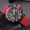 Herrklockor av högkvalitativa lyxiga herrklockor kvarts Endurance Pro Avenger Chronograph Watches flera färger gummi män tittar på glas armbandsur montre luxe