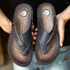 Chinelos dos homens flip flops verão casual sandálias masculinas plataforma de couro luz ao ar livre sapatos de praia interior esportes de luxo plana