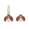 Boucle d'oreille Swarovskis Designer Jewels Qualité originale Boucles d'oreilles coccinelle sept étoiles avec un design féminin asymétrique utilisant des éléments en cristal mignon