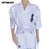 Sprzęt ochronny wysokiej jakości kyokushinkai dobok 12 uncji 100% bawełniany dogi płócien Karate mundur kimono gi tkanina darmowy biały pasek dla dzieci dorosły 231011