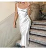 Lässige Kleider Sexy Spaghettiträger rückenfrei Sommerkleid Frauen Satin Schnürung Trompete lang elegant figurbetont Party