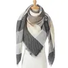 Sciarpe Sciarpa da donna Casual Plaid Cashmere Lady Scialle invernale e avvolge Bandana Foulard lavorato a maglia femminile Stole con collo a triangolo 231012