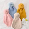 Vinter baby beanie hatt med öronflup päls boll vinter ull stickade hattar för barn utomhus varma flickor pojkar öronskydd mössa