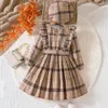 Robes de fille printemps et automne nouveau col rond brossé Plaid à lacets robe à manches longues avec chapeau 231012