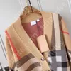 Tröja kvinnors höst runda nacke randig mode långärmad kvinnor high end jacquard cardigan stickning tröjor rockar m4pa#