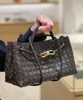 Real Leather Totes Designer B Buckle Andiamo Handgjorda Knitting Handväskor Shopping Axelväskor Kvinnor Purse hanterar stor kväll Luxurys kosmetika vävda plånbok