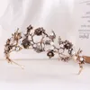 Barocke handgemachte Perle Kristall Perlen Tiara Krone Königin Luxus elegante Blume Tiara Hochzeit Party Prinzessin Haarschmuck