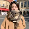 Scarves Scarf female winter Korean version of everything with British classic checker thickened students autumn male neck warm lo 231012