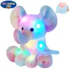 Brinquedos de pelúcia iluminados 20-60cm Kawaii Luminous Stuffed Animal Rainbow Elephant Glow Plush Toys com LED Night Music Lights Canções de ninar Presentes para crianças 231012