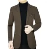 Mäns kostymer 2023 Spring Suit Coat Pappas affärer Casual Middle Aged Top Clothes and Autumn Season Mens Blazer beskuren