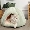 猫のベッド家具アクセサリーサプライハインアウト形状屋内ぬいぐるみのための眠っています