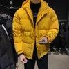 Parka da uomo in piumino tinta unita capispalla con cappuccio Parka moda uomo piumino invernale uomo giacche invernali cappotti antivento casual 2023 nuovi arrivi J231012