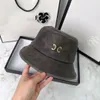 Bucket Hats Beanie Wide Brim Hats Hat Winter Hat Luxury CE Letter Brand Casual PU Leather Fashion Street Hats Metal Casquette for Men Fitted Hats Berretto 2Colors