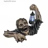 Autres fournitures de fête d'événement 1pc Halloween Zombie Crawling Horreur Décor Effrayant LED Lumières Zombie Tenant Lanterne Extérieure Figurine Lumière T231012