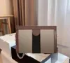 네트 레드 더운 여름 여성 지갑과 핸드백 2023 새로운 패션 캐주얼 작은 사각형 가방 고품질 독특한 디자이너 어깨 메신저 가방 DHGATE 가방